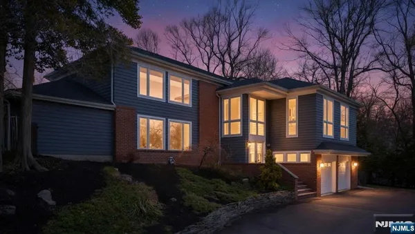 $1,799,000 | 1414 Whippoorwill Way, Mountainside, NJ 07092