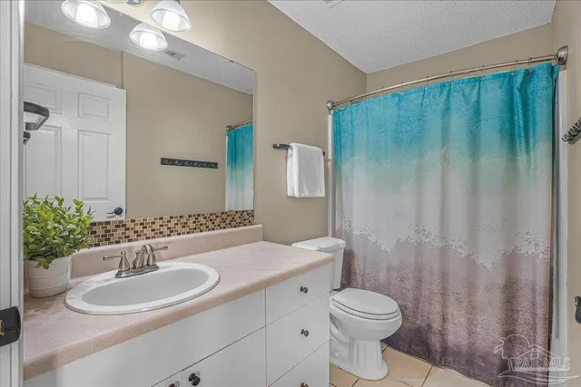 a view of outdoor space and porch