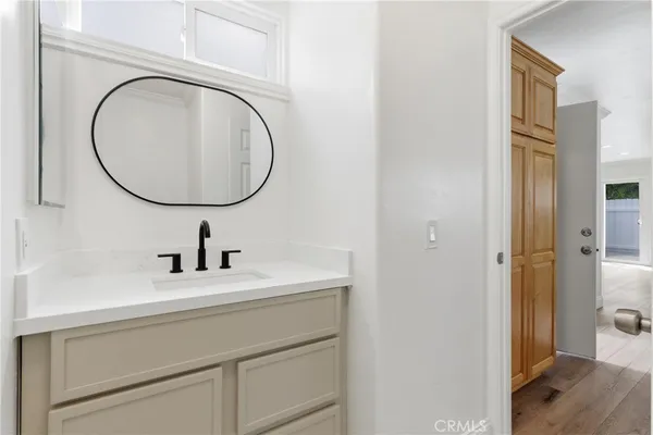 $4,000 | 9582 Pettswood Drive, Huntington Beach, CA 92646