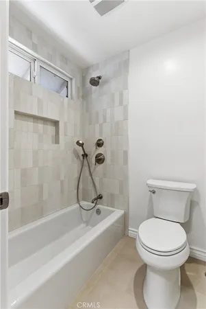 $4,000 | 9582 Pettswood Drive, Huntington Beach, CA 92646