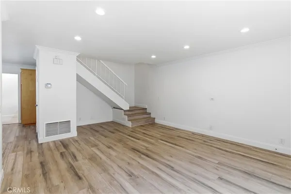 $4,000 | 9582 Pettswood Drive, Huntington Beach, CA 92646