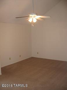 1200 East River Road, Unit J133 Tucson, AZ 85718 - Photo 16 of 33