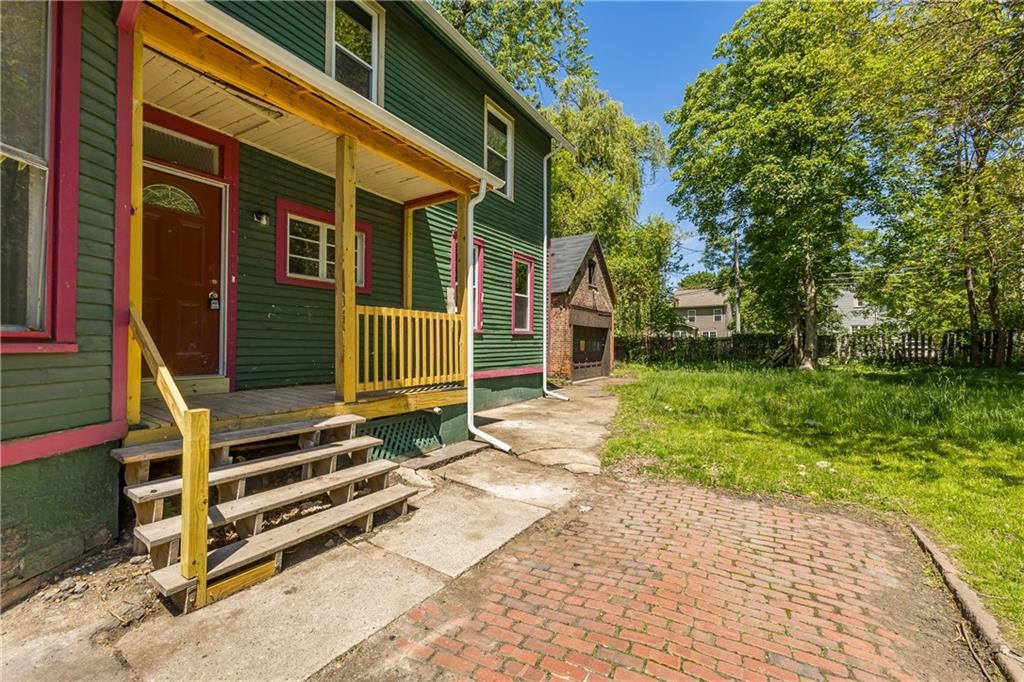 268 Lyndhurst Street Rochester, NY 14605 - Photo 11 of 12 Gallery Image 11