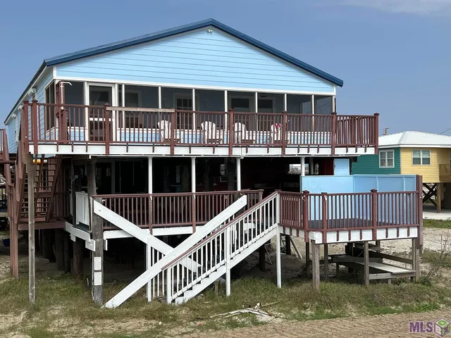 $1,099,000 | 2170 Highway 1, Grand Isle, LA 70358