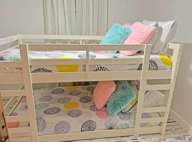 $1,099,000 | 2170 Highway 1, Grand Isle, LA 70358