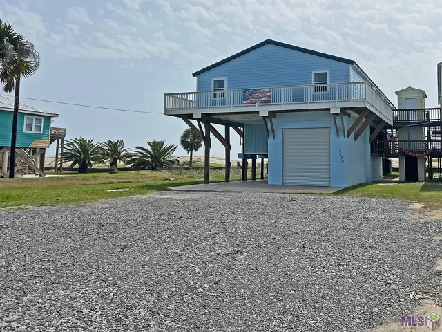 $1,099,000 | 2170 Highway 1, Grand Isle, LA 70358