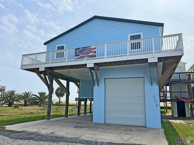 $1,099,000 | 2170 Highway 1, Grand Isle, LA 70358
