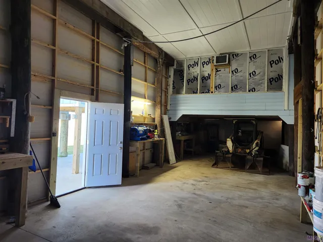 $1,099,000 | 2170 Highway 1, Grand Isle, LA 70358