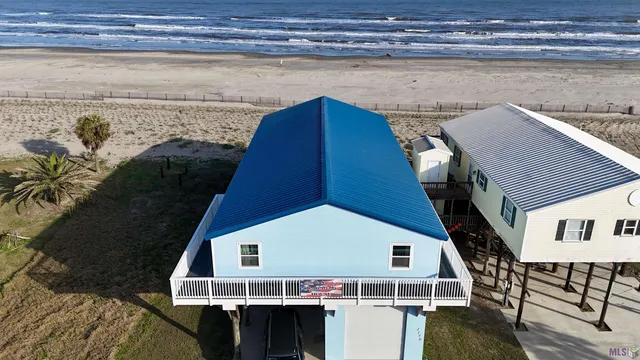 $1,099,000 | 2170 Highway 1, Grand Isle, LA 70358