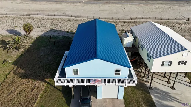 $1,099,000 | 2170 Highway 1, Grand Isle, LA 70358