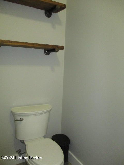 6094 Nat Rogers Road Boston, KY 40107 - Photo 24 of 37 24 - Master Bath - 5