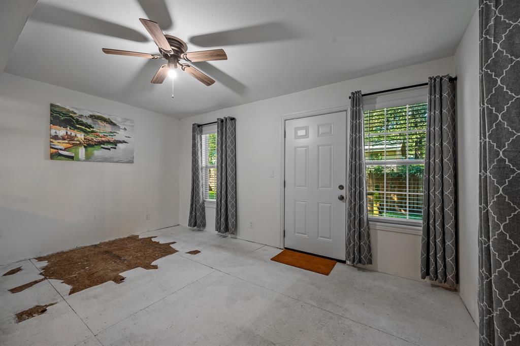 241 Robin Hood Road Gordonville, TX 76245 - Photo 10 of 40