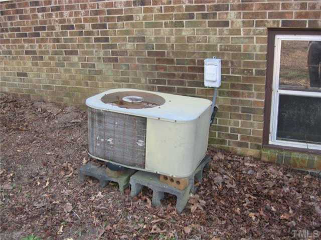 2651 Mabry Road Angier, NC 27501 - Photo 4 of 20 Gallery Image 4