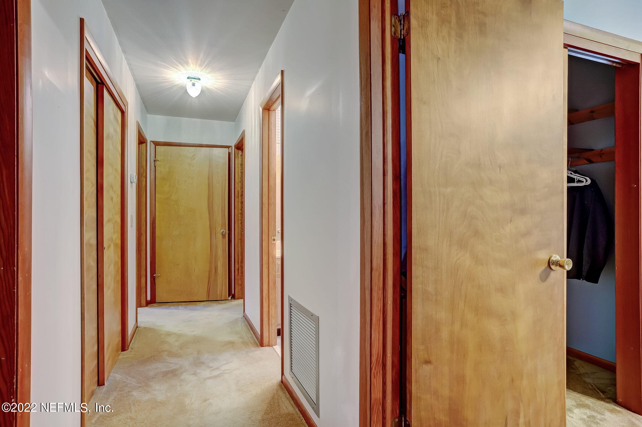 11643 Olde Mandarin Road Jacksonville, FL 32223 - Photo 40 of 70 a view of hallway with shower