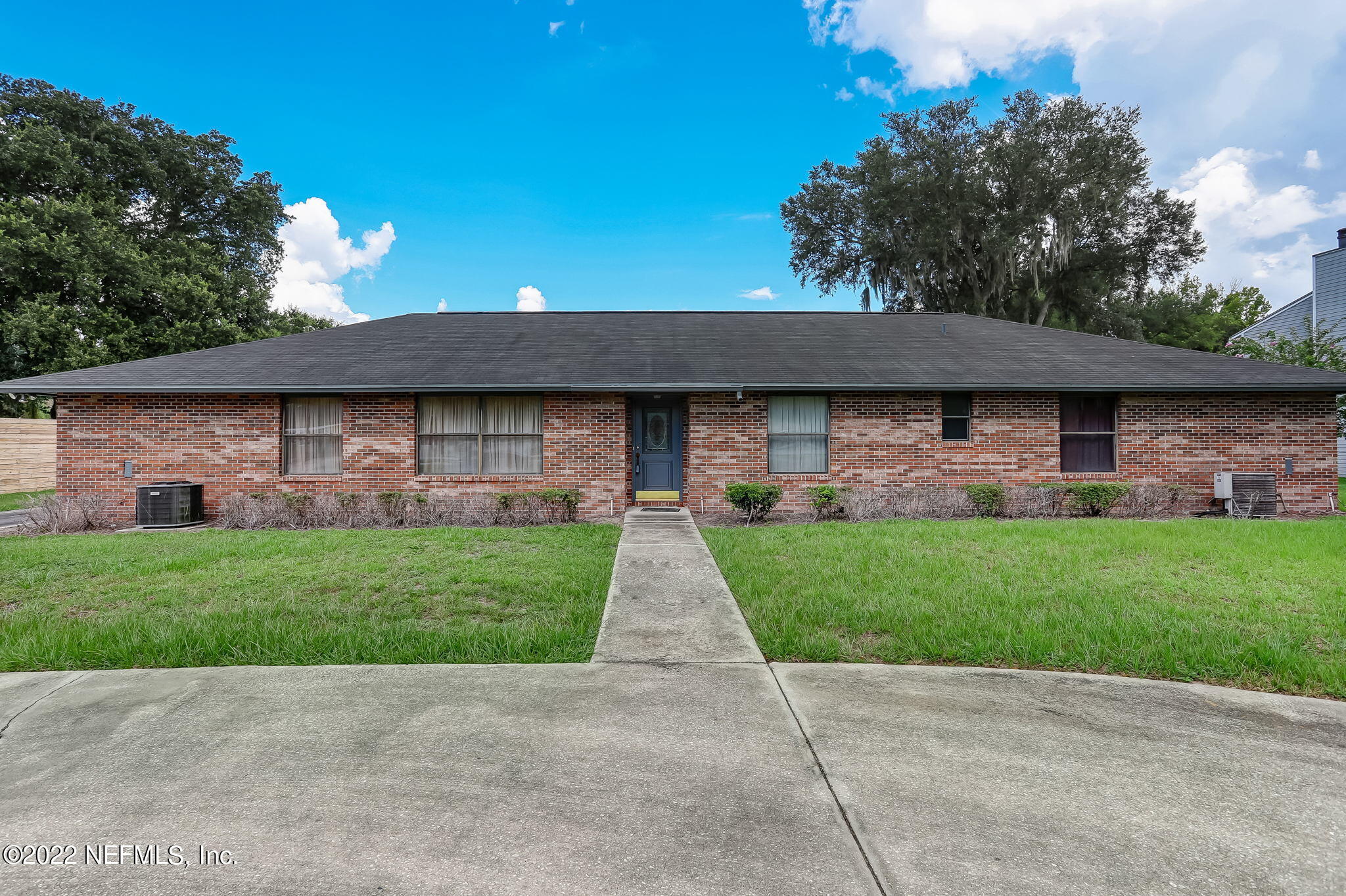 11643 Olde Mandarin Road Jacksonville, FL 32223 - Photo 8 of 70 a front view of house with yard
