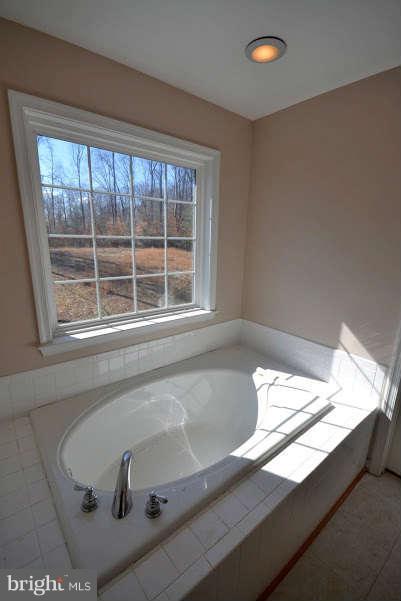 6234 St Pauls Road King George, VA 22485 - Photo 9 of 15 Bath (Master)