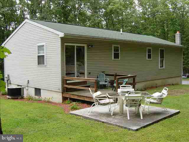 162 Tuckahoe Road Dillsburg, PA 17019 - Photo 3 of 12 Gallery Image 3