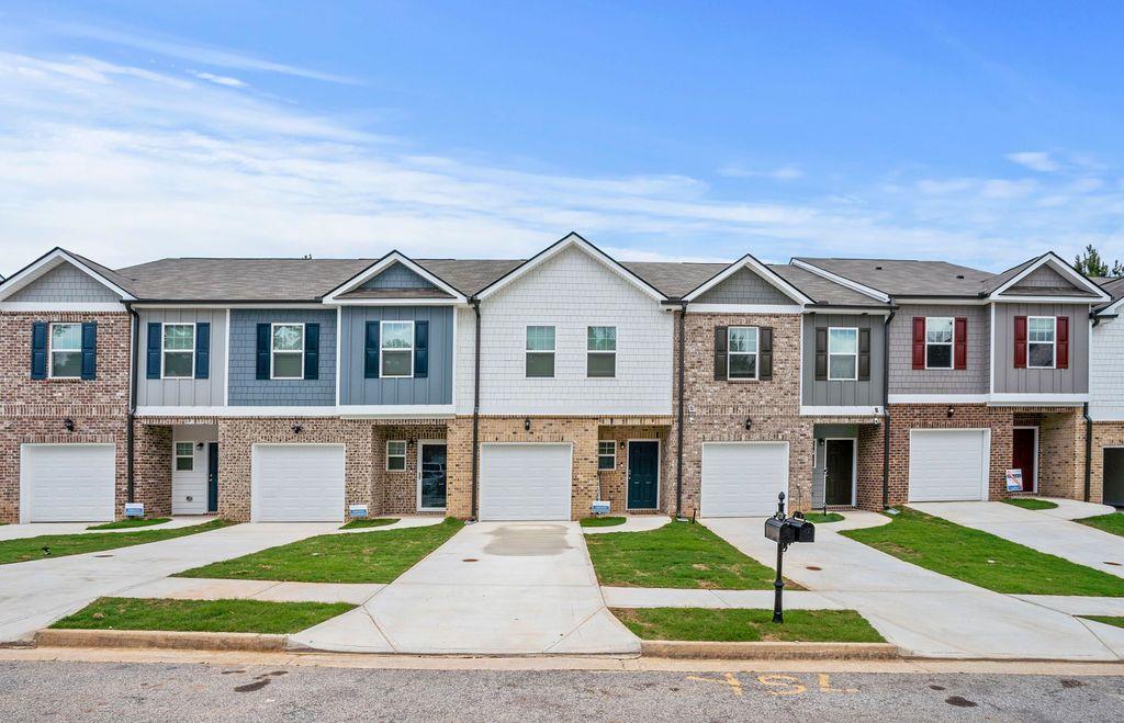 2775 Halligan Point, Riverdale, GA 30296 Compass