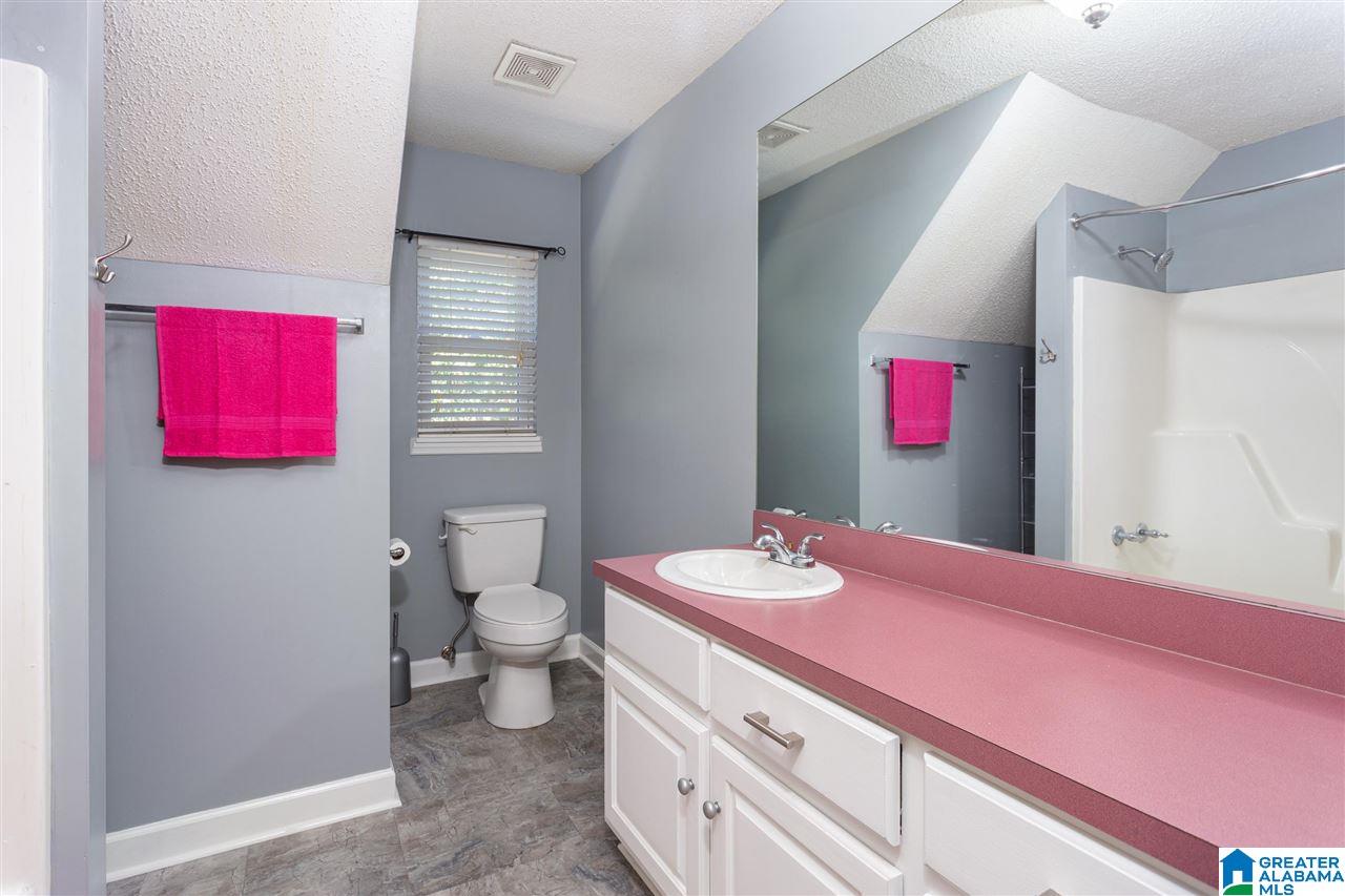 135 Northeast Nichols Road Leeds, AL 35094 - Photo 22 of 43