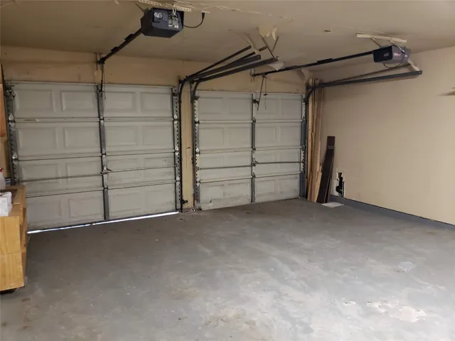 a view of a room with an empty space