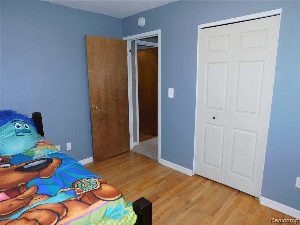 25450 Reeck Road Woodhaven, MI 48183 - Photo 21 of 39