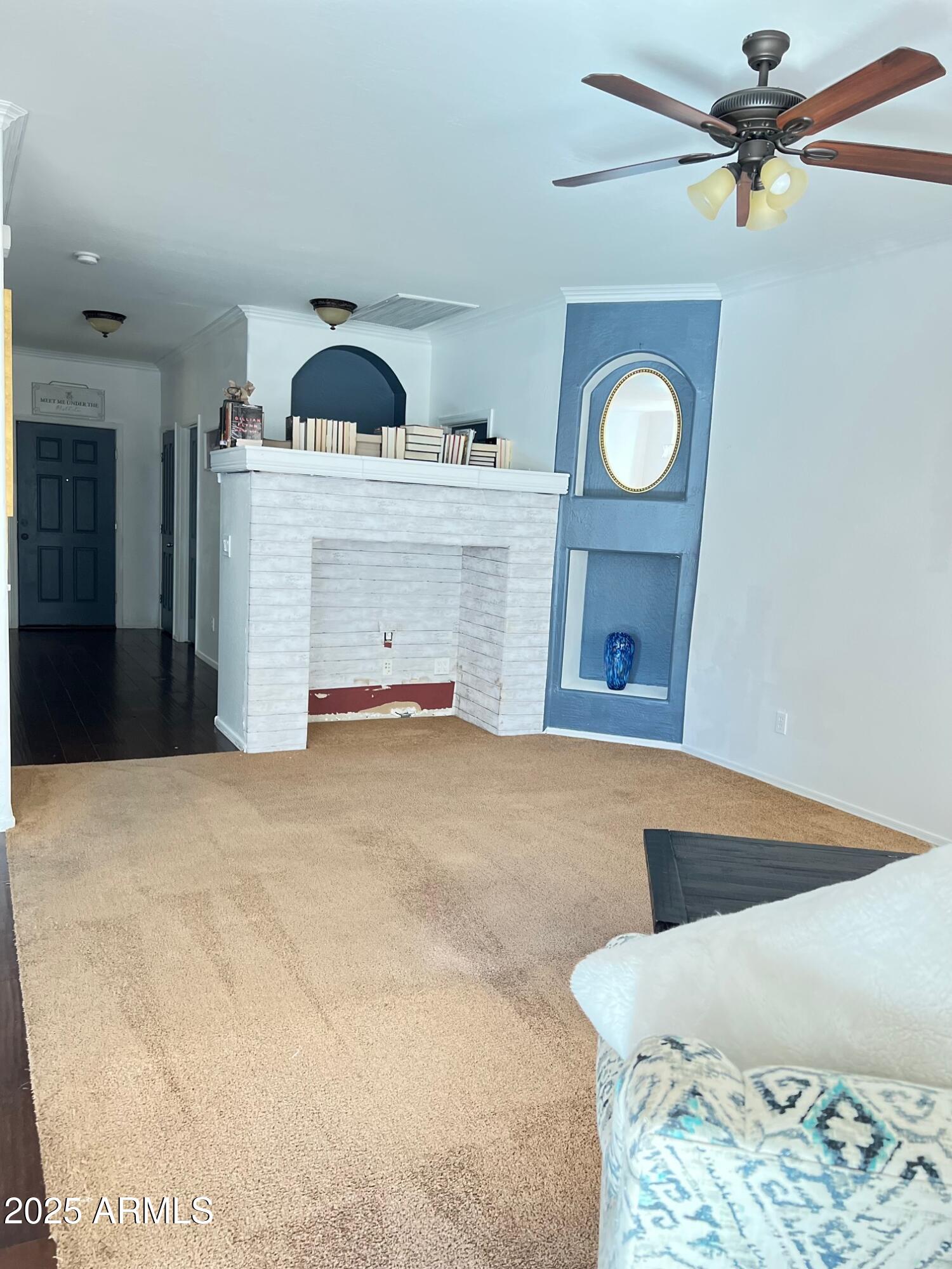 45353 West Sandhill Road Maricopa, AZ 85139 - Photo 3 of 20 a bedroom with a bed and cabinets