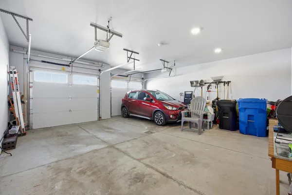 $459,900 | 1576 75th Avenue South, Fargo, ND 58104