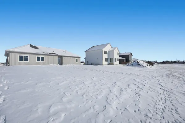 $459,900 | 1576 75th Avenue South, Fargo, ND 58104