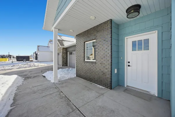 $459,900 | 1576 75th Avenue South, Fargo, ND 58104