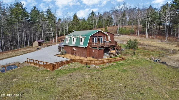 $589,000 | 260 Indian Rock Trail, Jamestown, TN 38556