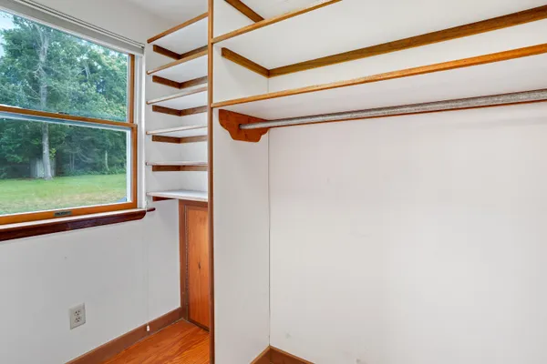 $1,895,000 | 174 Middle Road, Chilmark, MA 02535