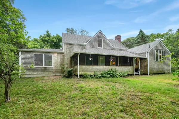 $1,895,000 | 174 Middle Road, Chilmark, MA 02535