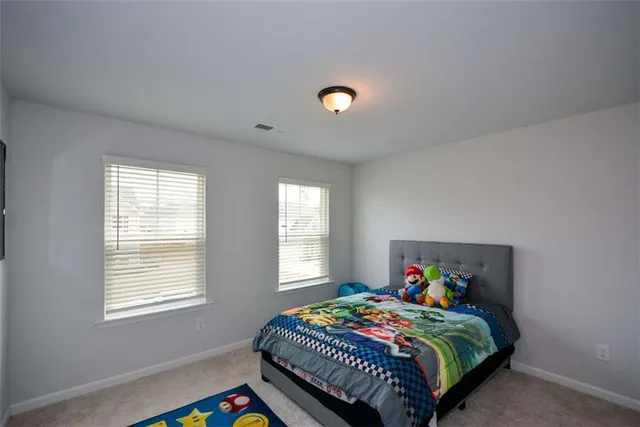 a view of backyard with trees