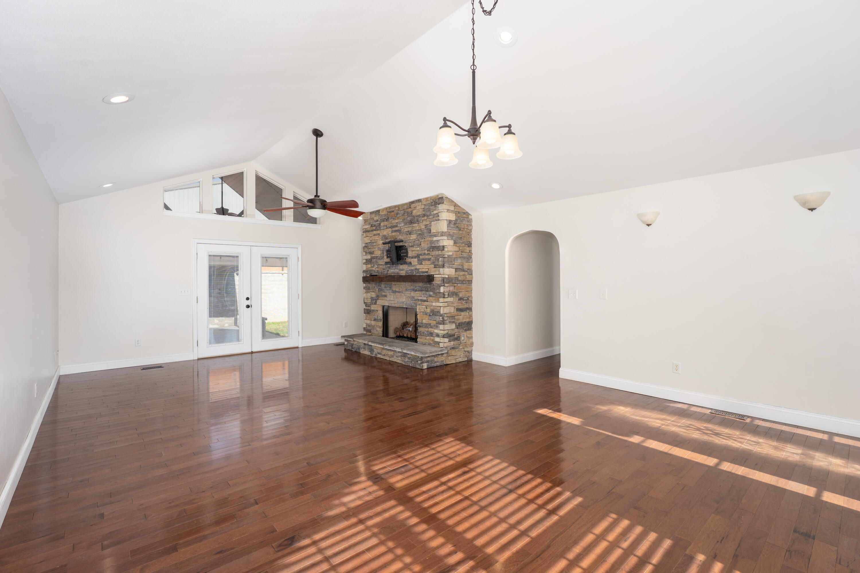 668 Arlis Avenue Dayton, TN 37321 - Photo 11 of 50 Arlis 668-2