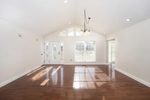 $649,000 | 668 Arlis Avenue, Dayton, TN 37321