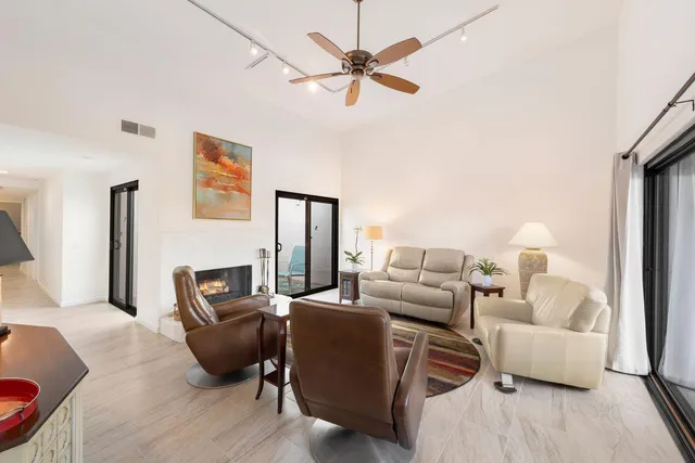 $669,000 | 1366 Tiffany Circle North, Palm Springs, CA 92262