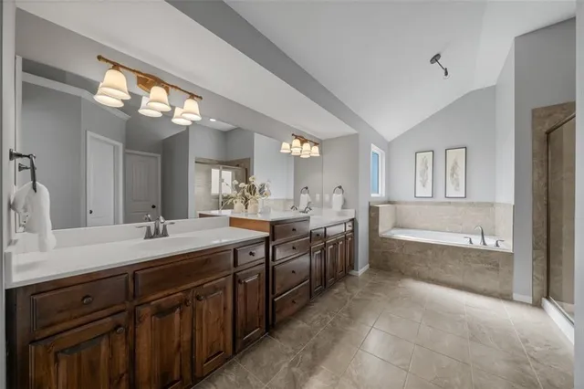 $575,000 | 2607 West Park Street, Olathe, KS 66061