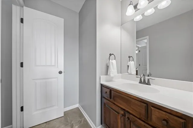 $575,000 | 2607 West Park Street, Olathe, KS 66061