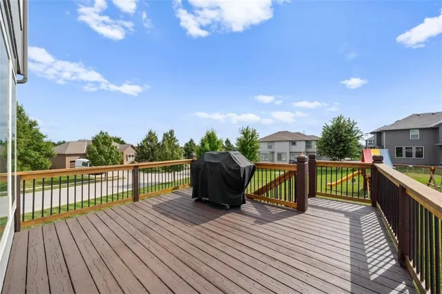 $575,000 | 2607 West Park Street, Olathe, KS 66061