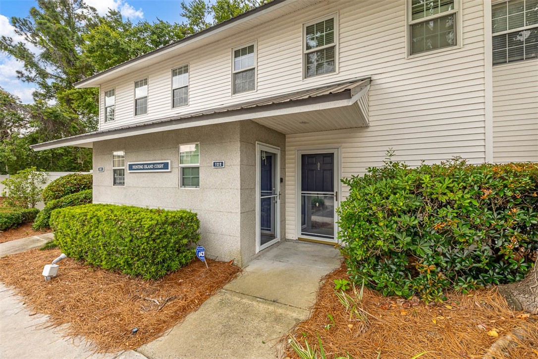122 South Island Square Drive St. Simons Island, GA 31522 - Photo 1 of 22