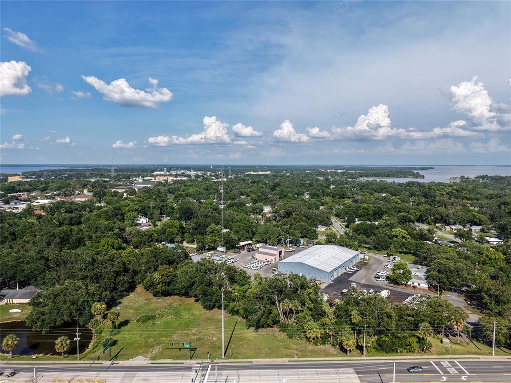 South 14th Street Leesburg, FL 34748 - Photo 5 of 11 a view of a city with an ocean