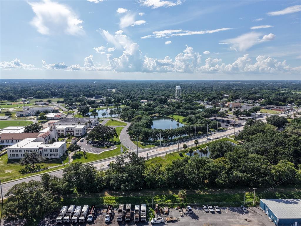 South 14th Street Leesburg, FL 34748 - Photo 8 of 11 a view of a city