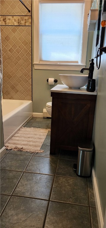 39 Hambly Road Tiverton, RI 02878 - Photo 11 of 29 full bathroom with tub and shower