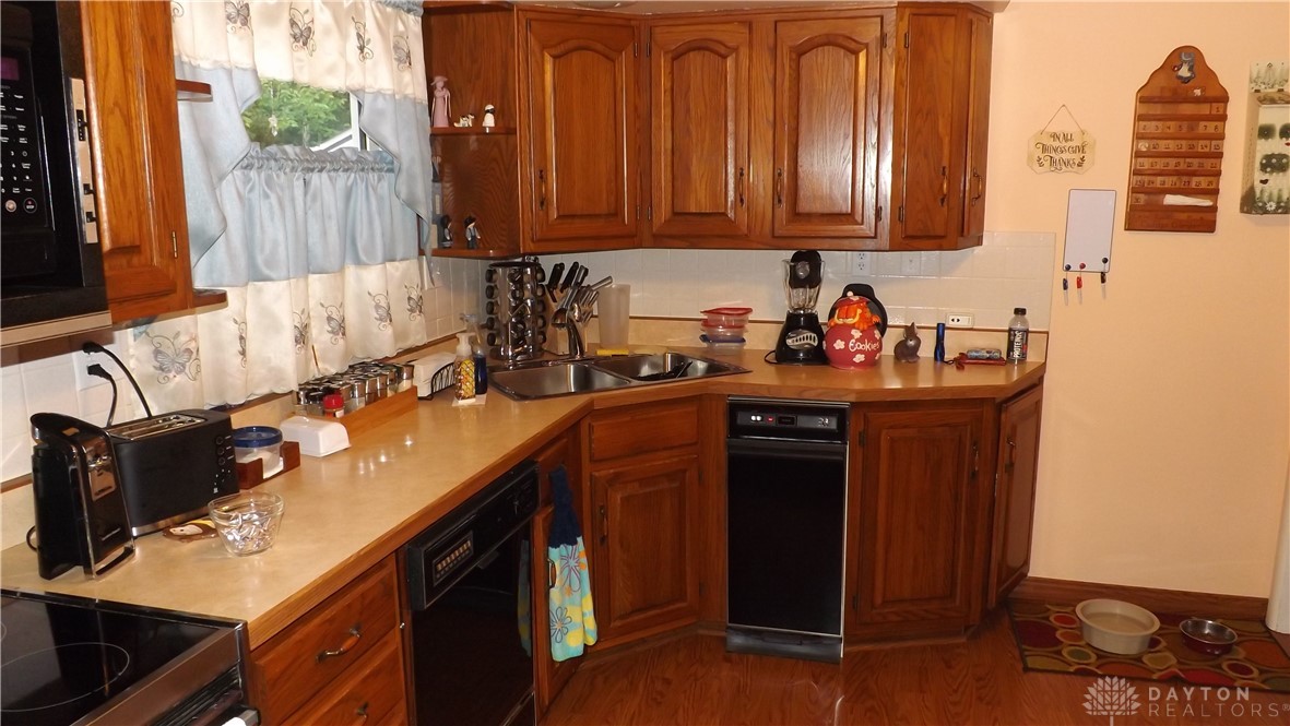 749 Wake Forest Road Riverside, OH 45431 - Photo 6 of 21 Gallery Image 6