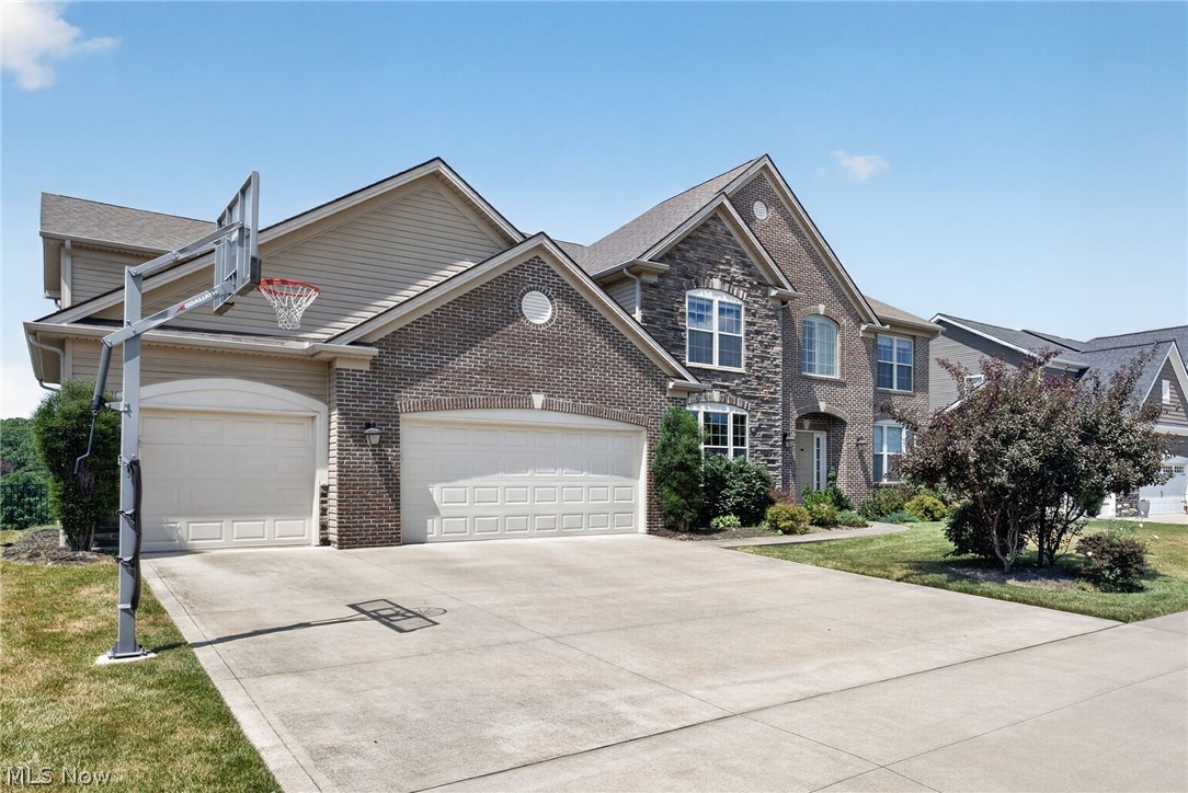22334 Pinnacle Point Strongsville, OH 44149 - Photo 3 of 50