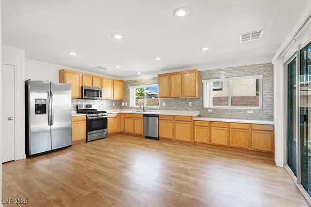 $2,205 | 9376 Fort Bayard Avenue, Las Vegas, NV 89178