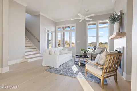 $696,400 | 204 Oceans Boulevard, Youngsville, LA 70592