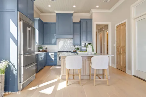 $696,400 | 204 Oceans Boulevard, Youngsville, LA 70592