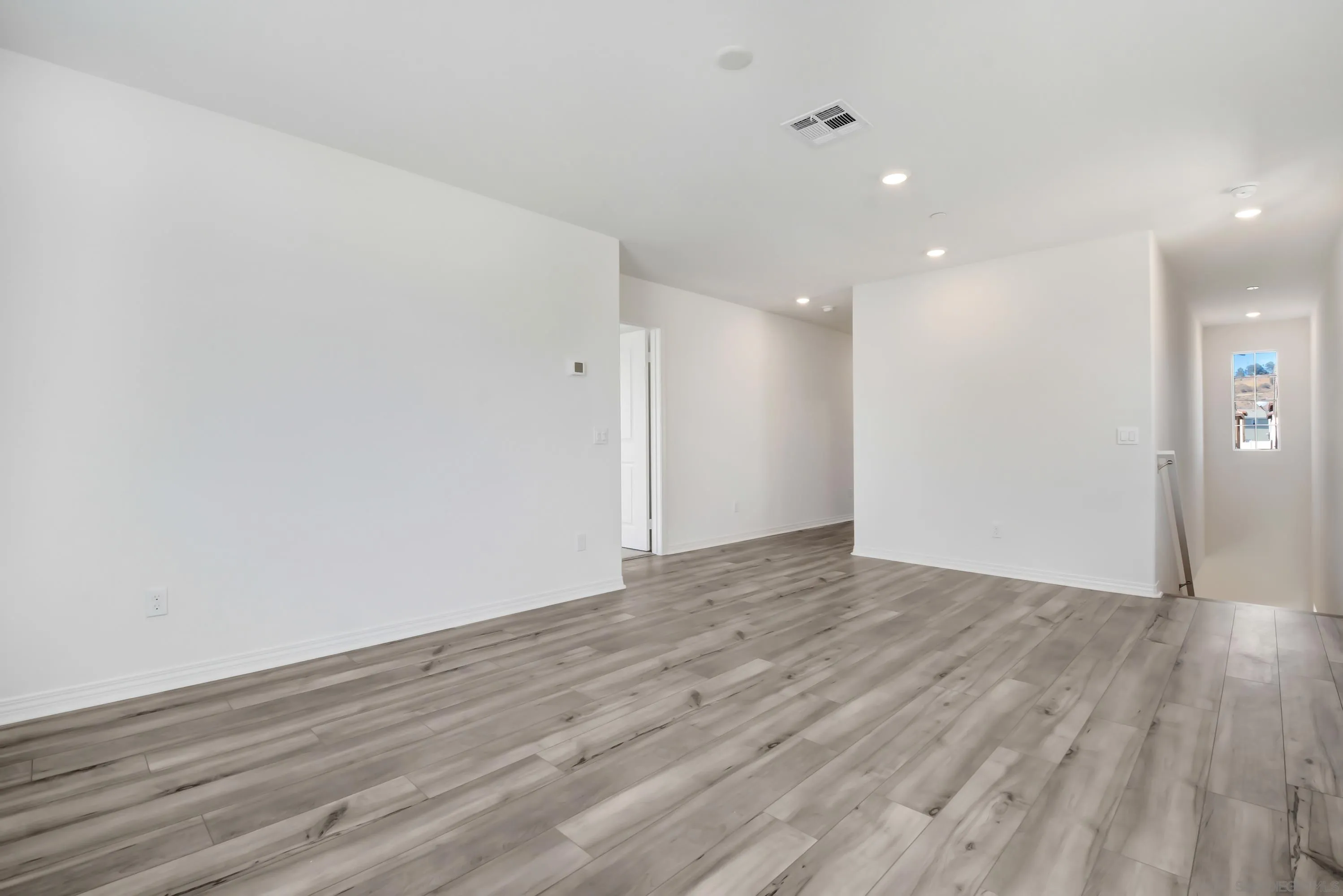 36654 Pond Turtle Road Murrieta, CA 92563 - Photo 8 of 25
