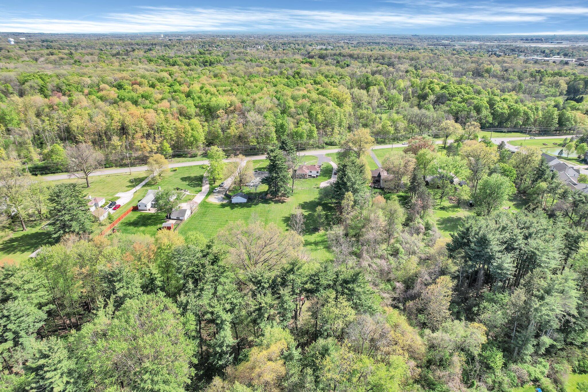5300 Clark State Road Columbus, OH 43230 - Photo 38 of 42 41-web-or-mls-5300-clark-state-rd